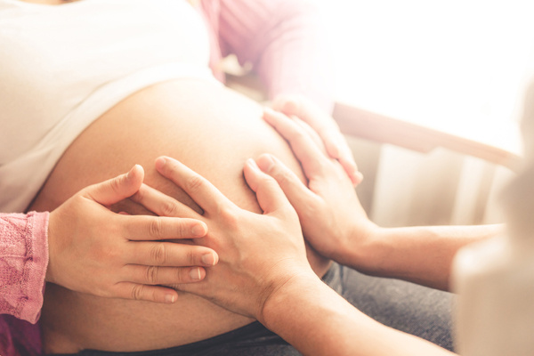 上海试管双胞胎精选口碑医院排名前四的试管科！上海坤和助孕医院和上海儿童医学医院等公立医院技术口碑实力多方PK！