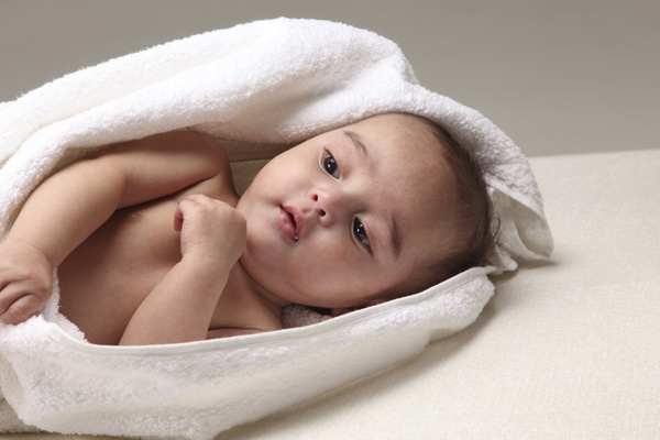 深圳第二代试管婴儿机构大约需要多少钱？ 深圳第二代试管婴儿机构费用价格表！